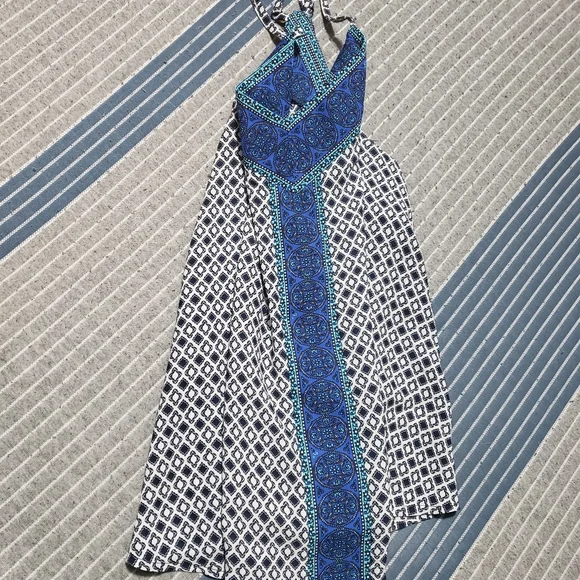 Beautiful Tent top - Picture 6 of 6